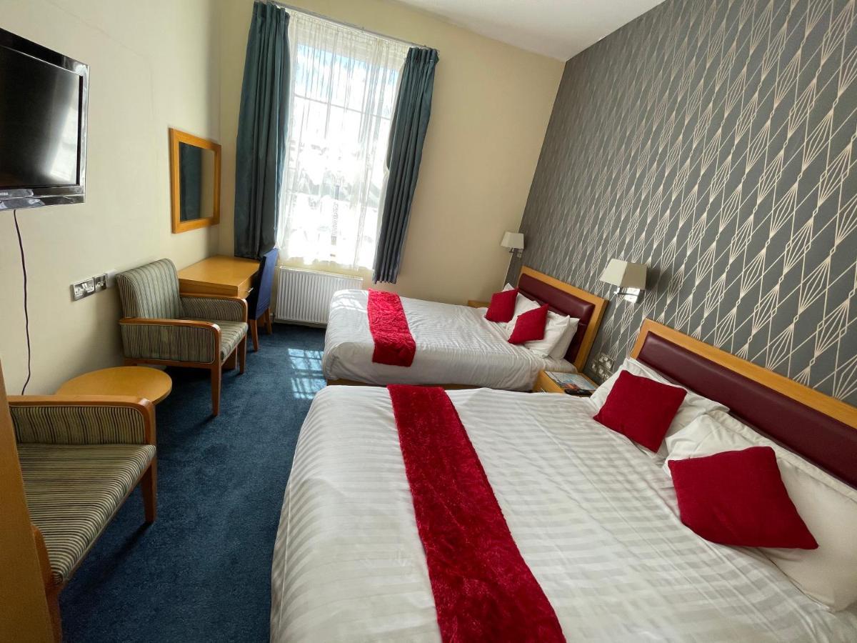 Iris Hotel חלנדודנו מראה חיצוני תמונה