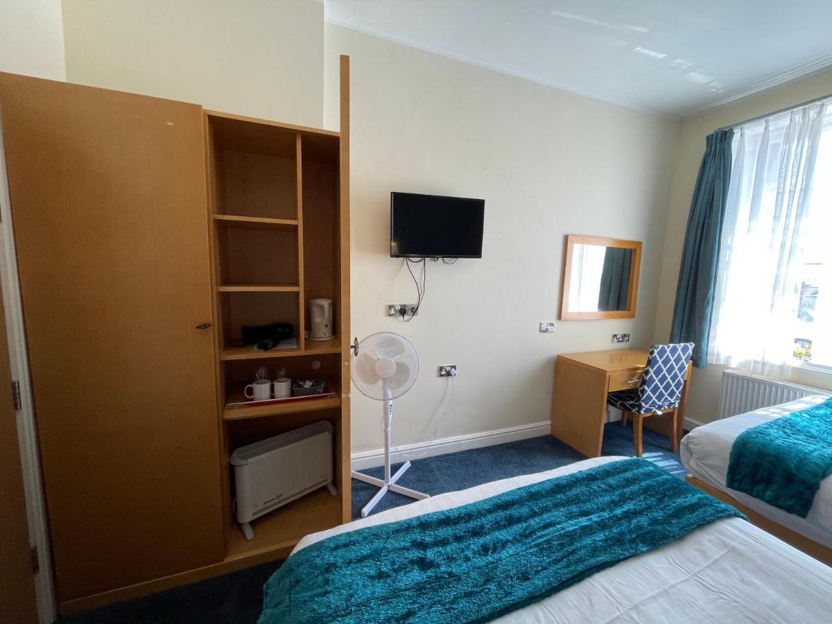 Iris Hotel חלנדודנו מראה חיצוני תמונה