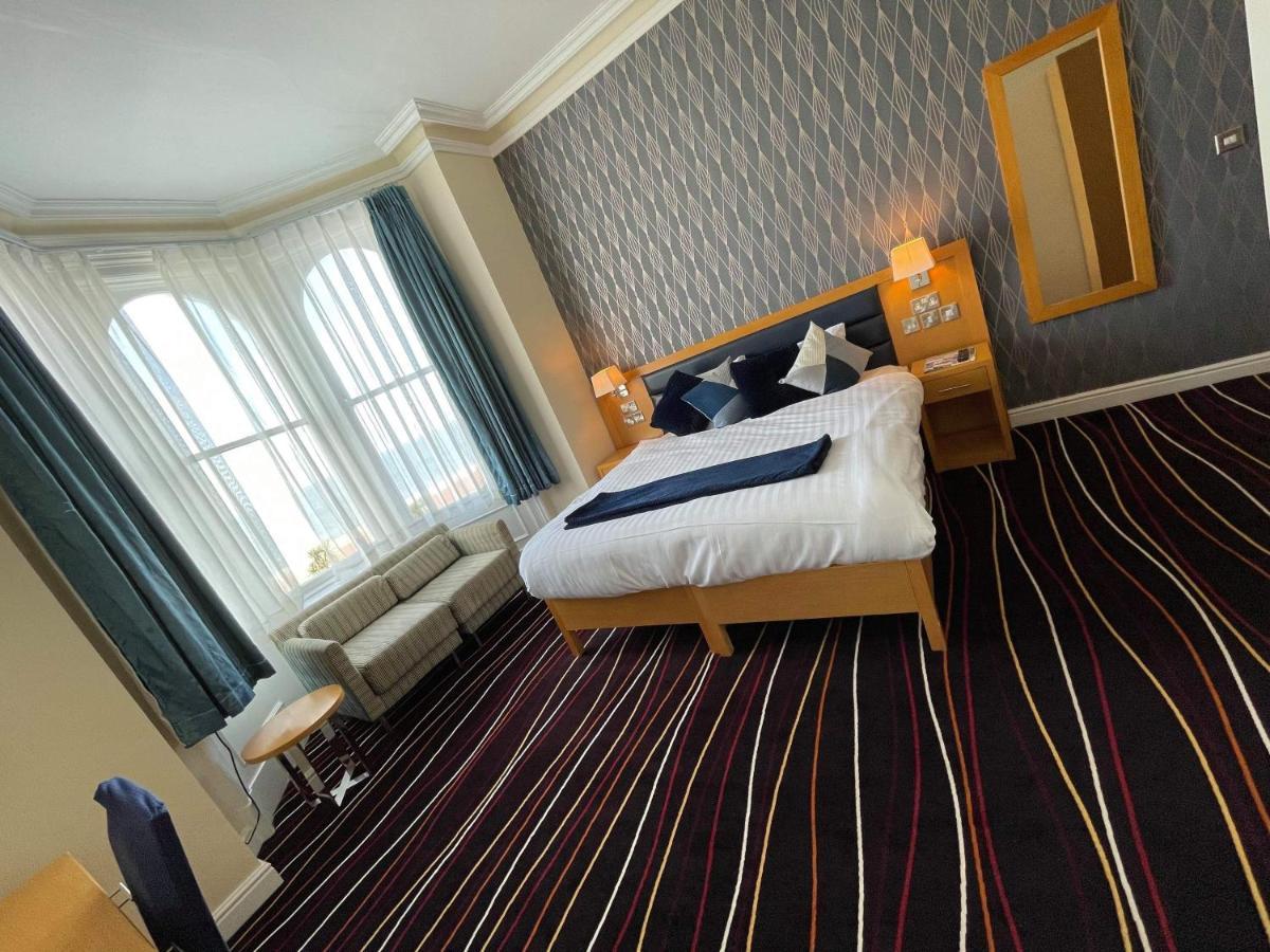 Iris Hotel חלנדודנו מראה חיצוני תמונה