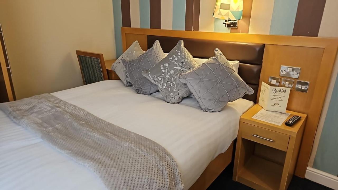 Iris Hotel חלנדודנו מראה חיצוני תמונה