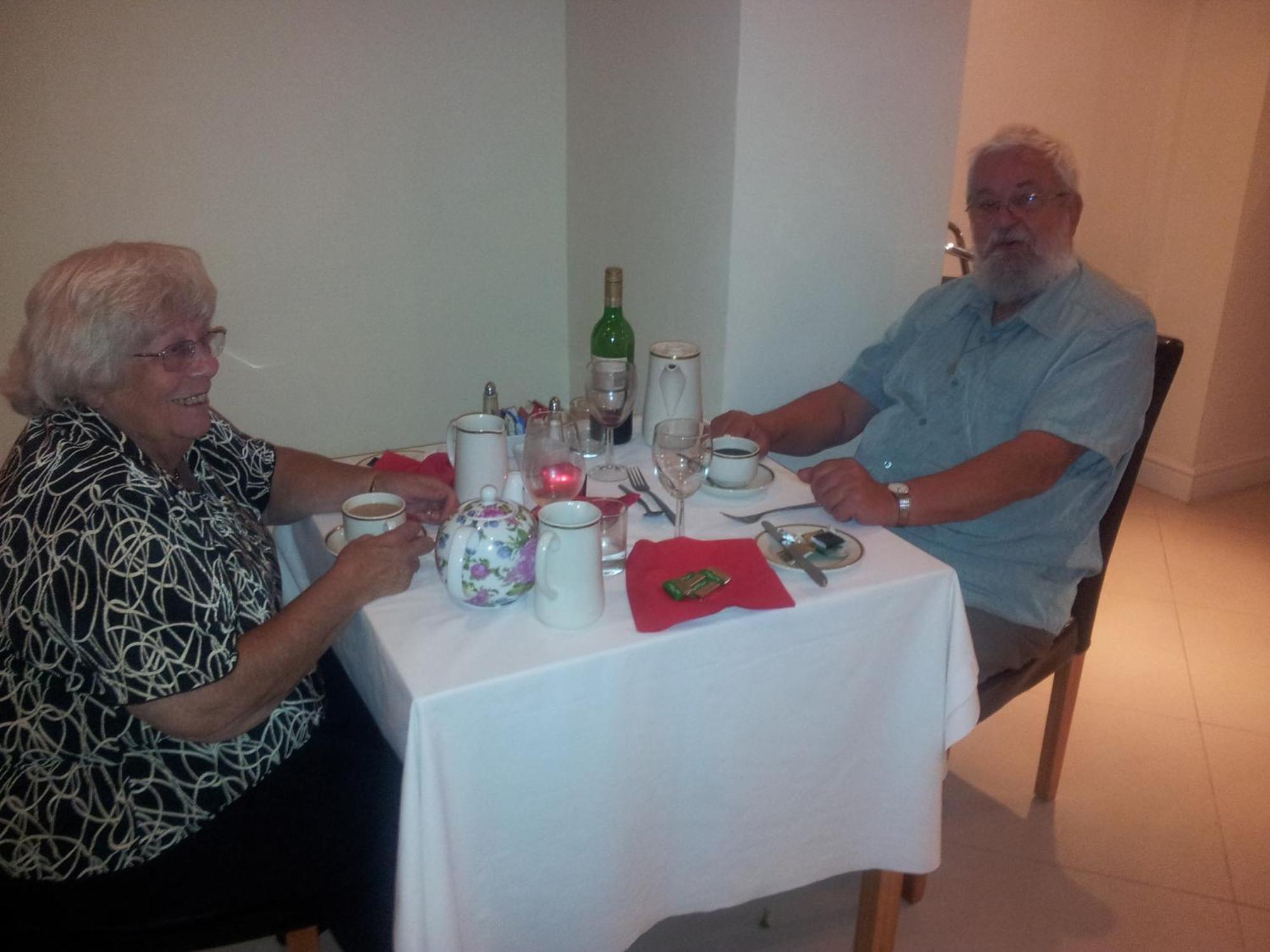 Iris Hotel חלנדודנו מראה חיצוני תמונה