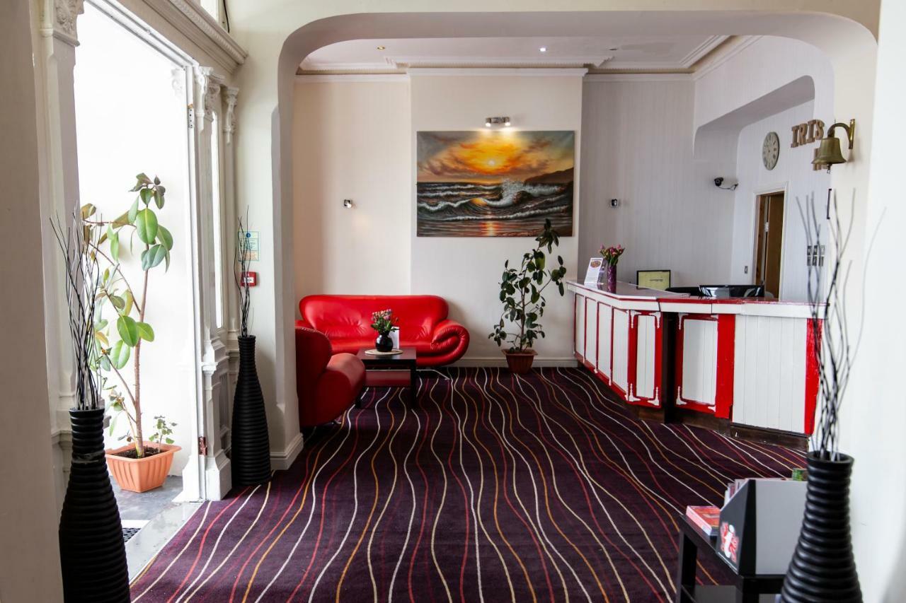 Iris Hotel חלנדודנו מראה חיצוני תמונה