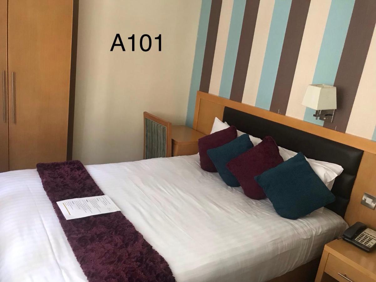 Iris Hotel חלנדודנו מראה חיצוני תמונה