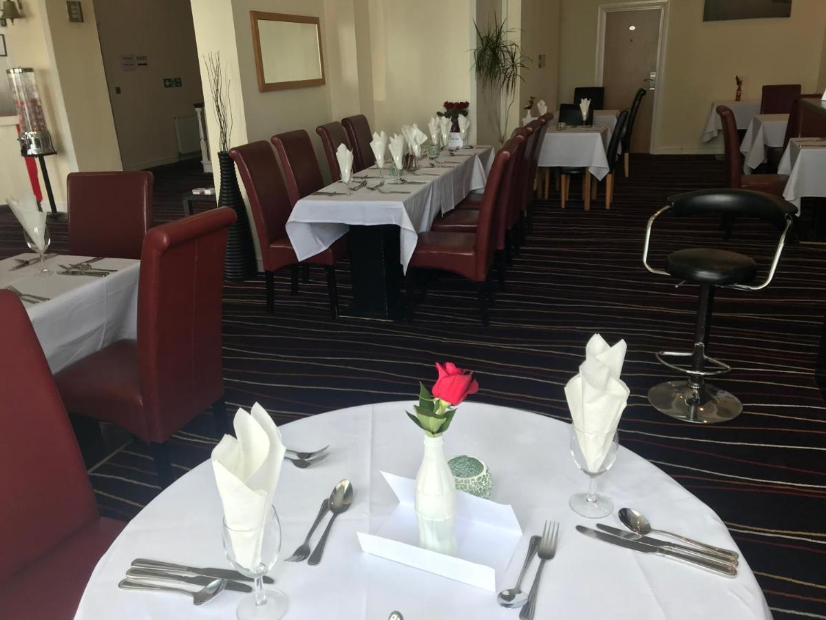 Iris Hotel חלנדודנו מראה חיצוני תמונה
